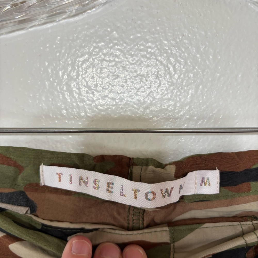 Tinseltown Camo Print High Rise Wide Leg Parachute Cargo Pants Size M NEW - Picture 5 of 6